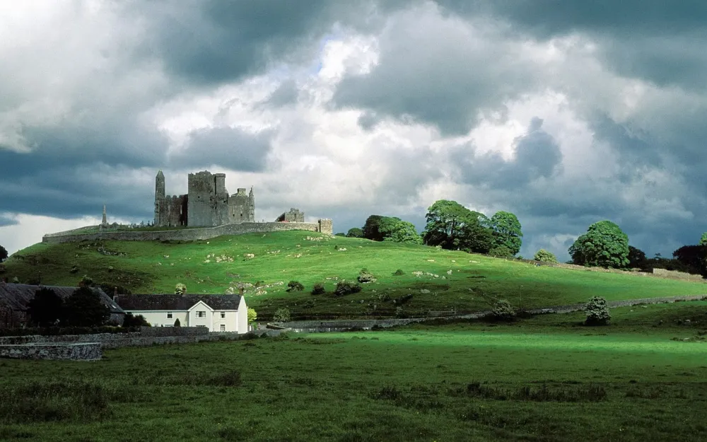 Top 10 Must-Visit Tourist Places in Clonmel