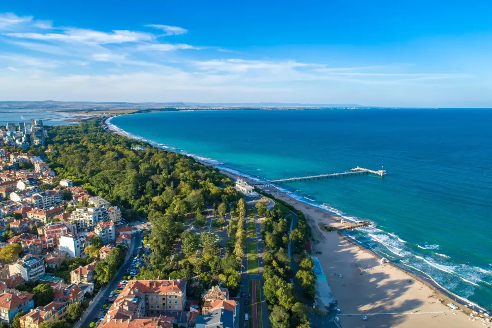 Experience the Beauty of Burgas: 10 Best Tourist Places