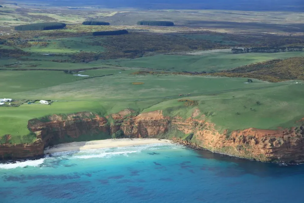 Experience the Beauty of Chatham Islands: 10 Best Tourist Places