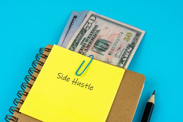 Side hustle Woman shares how she made over 1000 extra in one month 