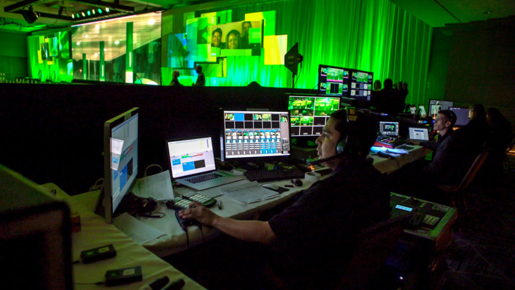 How to Use WireImage for Behind the Scenes Event Photography