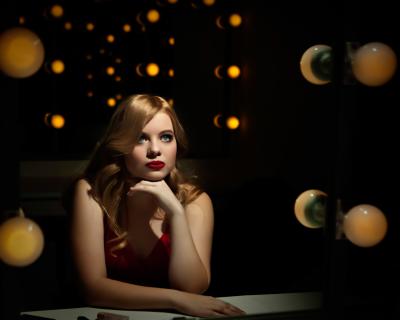 Shutterstock Contributor vs Full-Time Photographer Pros and Cons