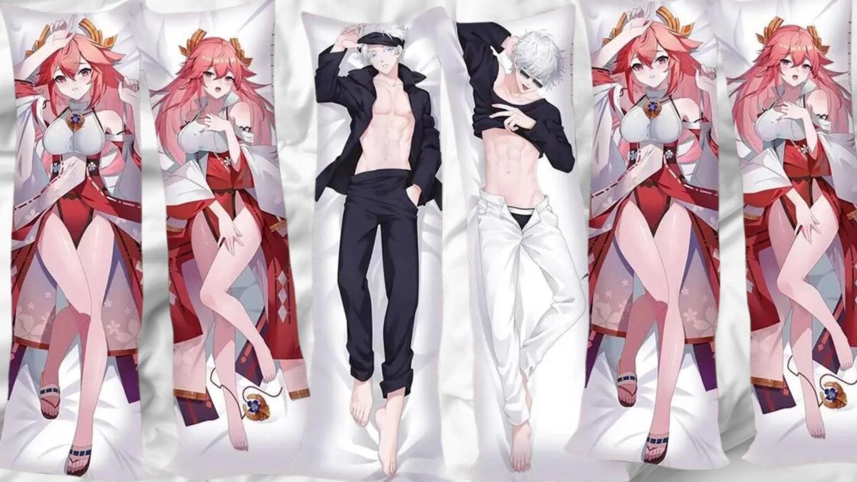 I will draw custom anime pillow body pillow japanese pillow in dakimakura