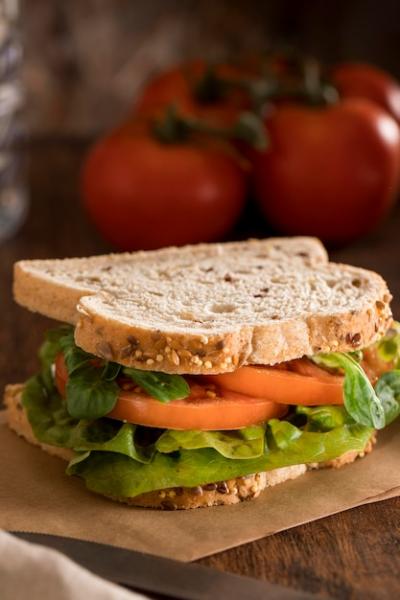 Toast sandwich with greens and tomatoes – Free Stock Photo Download