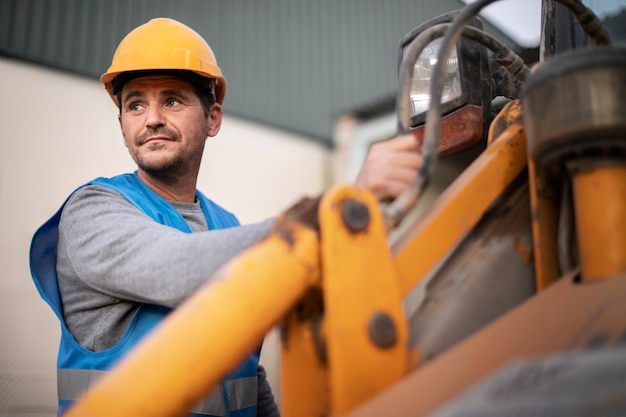 Excavator Digging in Daylight – Free Stock Photo Download