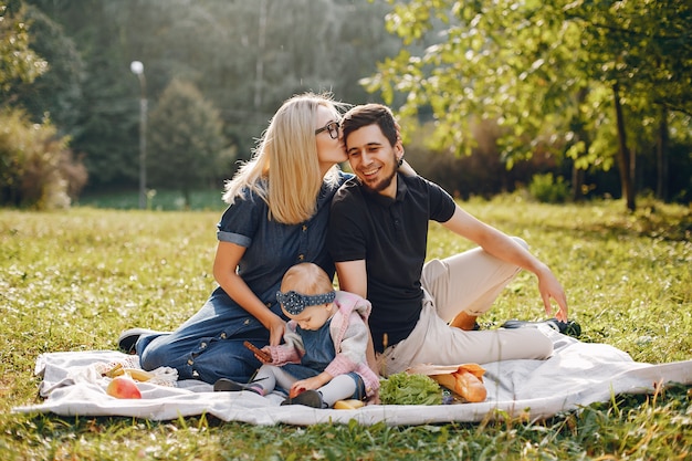 Family Enjoying Quality Time at the Park – Free Stock Photo Download