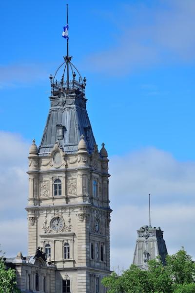 Discover the Charm of Old Buildings in Quebec City