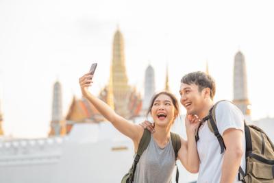 Asian Blogger Couple Travel in Bangkok, Thailand