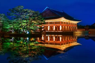 Gyeongbokgung Palace at night in Seoul, Korea – Free Stock Photo