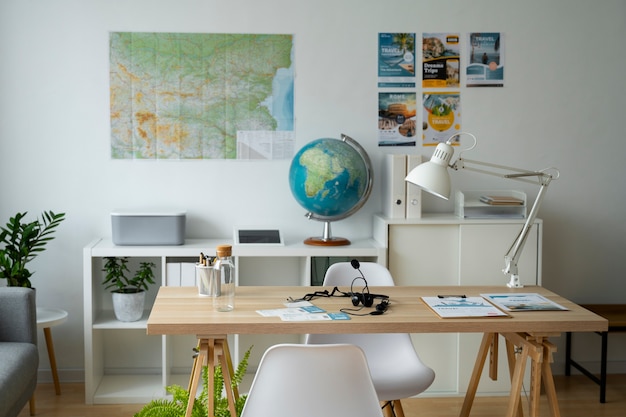 Travel agent desk arrangement