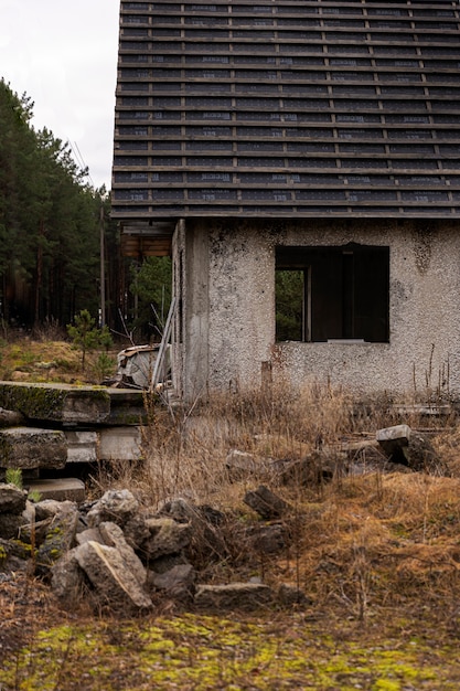 Abandoned and Decaying House in Nature – Free Stock Photo Download