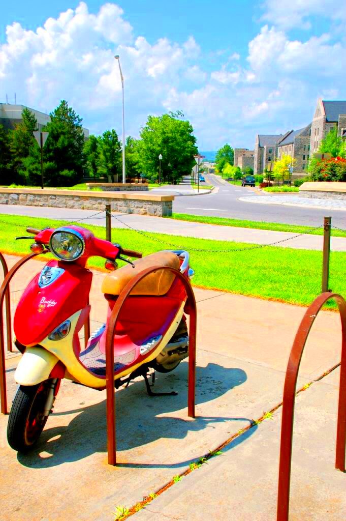 New laws affect moped and scooter owners Virginia Tech News 