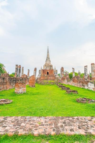 Historic Beauty of Ayutthaya’s Old Architecture – Free Stock Photo for Download