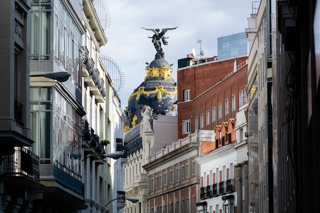 Victoria Statue on Metropolis Building Dome in Madrid, Spain – Free Download