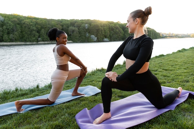 Young Women in Sportswear Working Out Outdoors – Free Stock Photos for Download