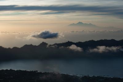 Stunning Dawn View of Batur Volcano in Bali, Indonesia – Free to Download