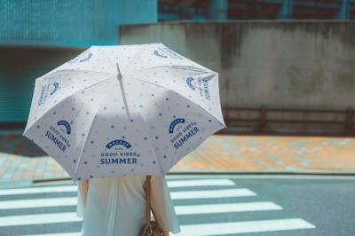 Summer Parasol Mockup – Free Download for Stunning Designs