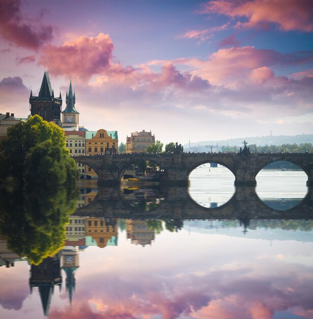 Stunning Photos of Prague’s Charles Bridge in the Czech Republic – Free Download