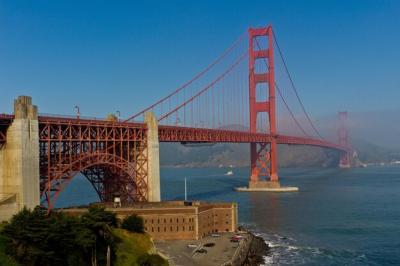 Golden Gate Bridge Against Blue Sky – Free Download