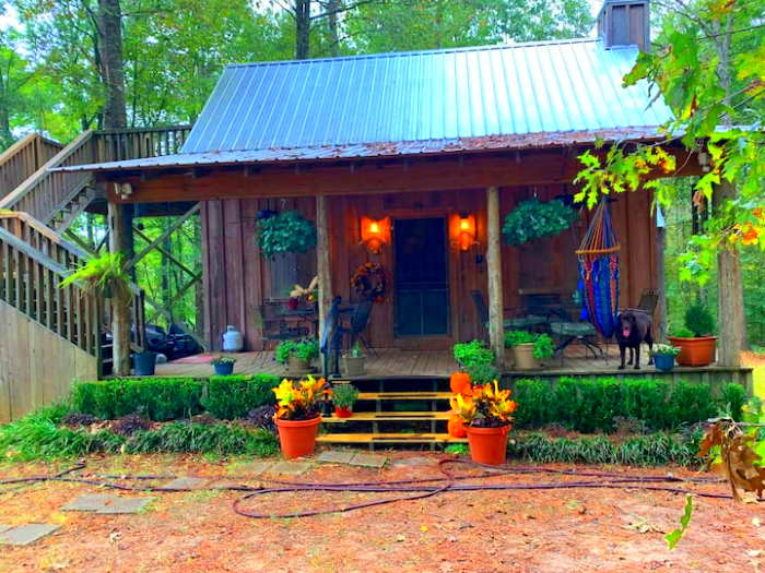 A Cabin In The Woods With Sandy Creeks Oak Bottoms In Mississippi Is A 