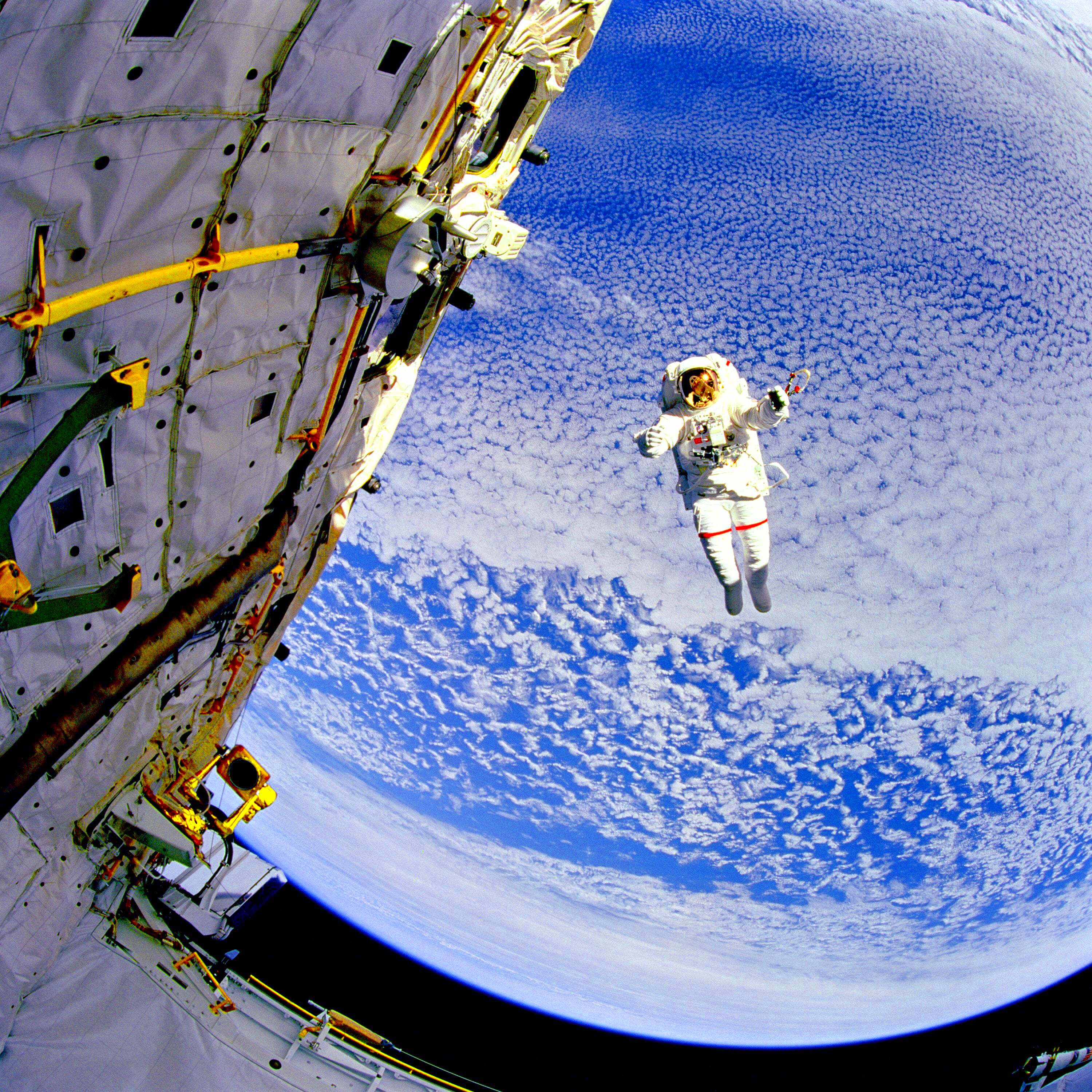 NASA STS64 Mission This beautiful scene NASA Astronaut Mark C Lee 