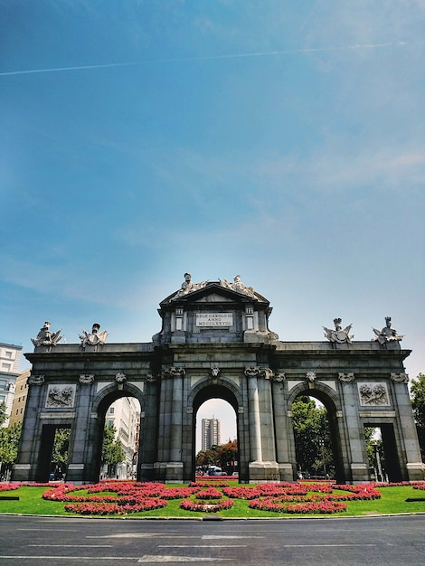 Puerta de Alcala Monument in Madrid, Spain Against a Clear Blue Sky – Free to Download