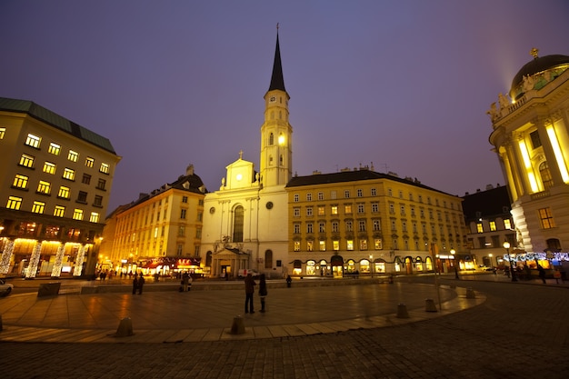 Captivating Night View of Vienna – Free Download