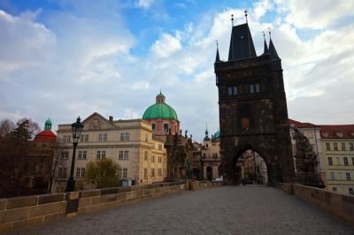 Stunning Charles Bridge in Prague – Free Download