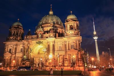 Illuminated Berlin Cathedral at Night – Free Stock Photo, Download Free