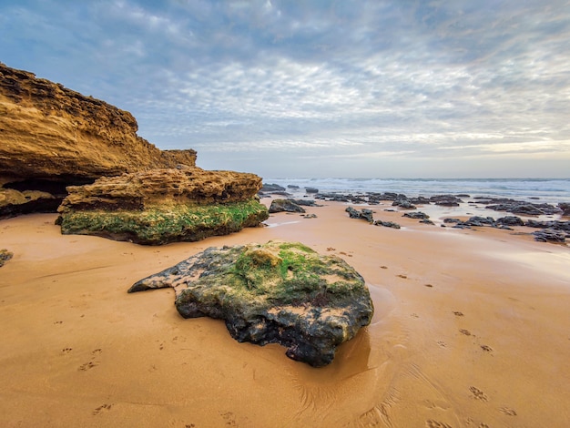 Stunning Carcavelos Beach Rock Formations – Free Download