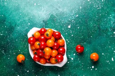 Yellow and Red Cherry Tomatoes – Free Stock Photo for Download