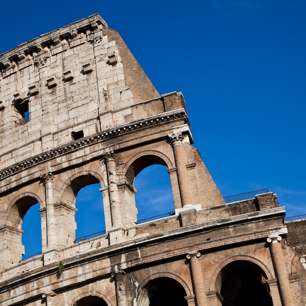 Colosseum in Rome Against a Blue Sky – Free Stock Photo for Download