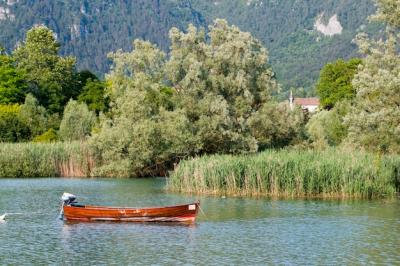 Picturesque Boat in Lake – Free Stock Photo, Download for Free