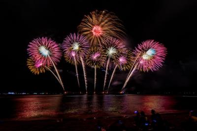 Fireworks Celebrations Over the Sea in Pattaya City, Thailand – Free Stock Photo for Download