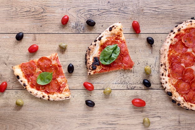 Delicious Pizza on Wooden Background – Free to Download