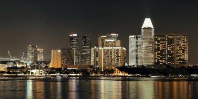 Stunning Singapore Skyline at Night – Free Download