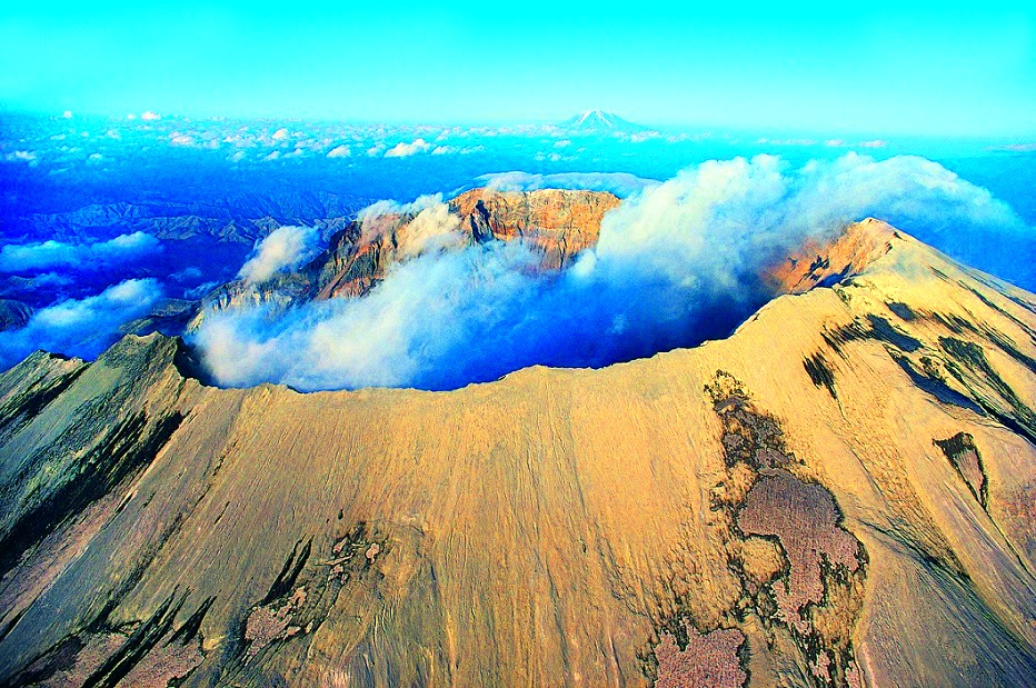 The Deadliest Volcano in the United States Just Got Really Weird 