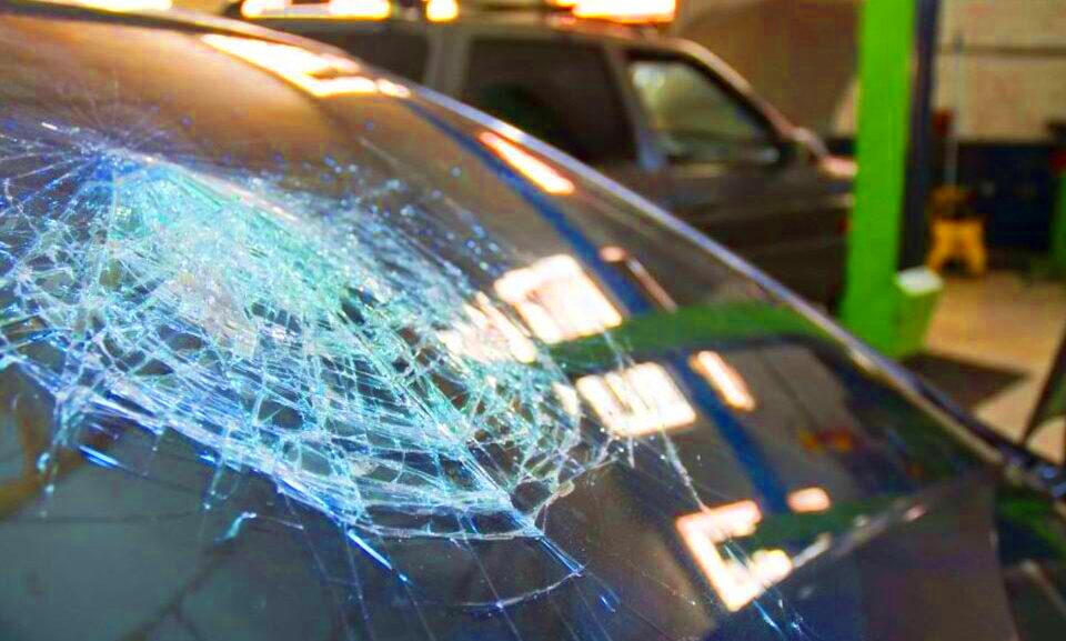 California Cracked Windshield Law 2024 Guide Whats Illegal