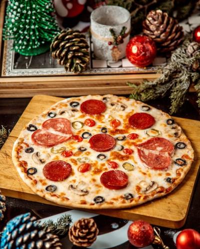 Pepperoni Pizza with Black Olives and Mushrooms – Free Download