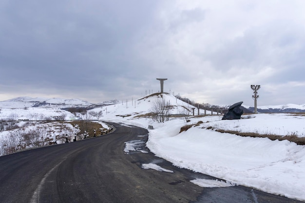 Didgori Battle Memorial in Georgia: Captivating Winter Landscape with Giant Swords – Free Download