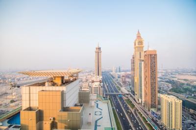 Stunning Dubai Skyline at Sunset – Free Stock Photo for Download