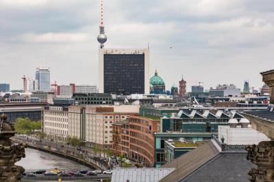 Modern Buildings along the River Spree in Berlin – Free Stock Photo for Download