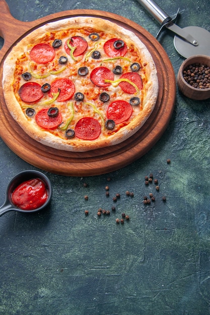 Delicious Pizza on Wooden Cutting Board with Ketchup – Free to Download