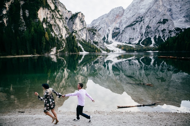 Cute Beach Couple | Free Stock Photo for Download