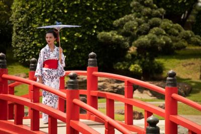 Woman in Kimono with Wagasa Umbrella – Free Download