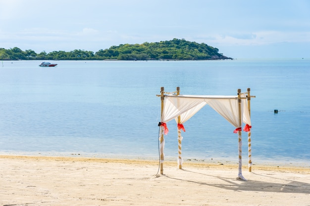 Stunning Tropical Beach Wedding Arch – Free Download