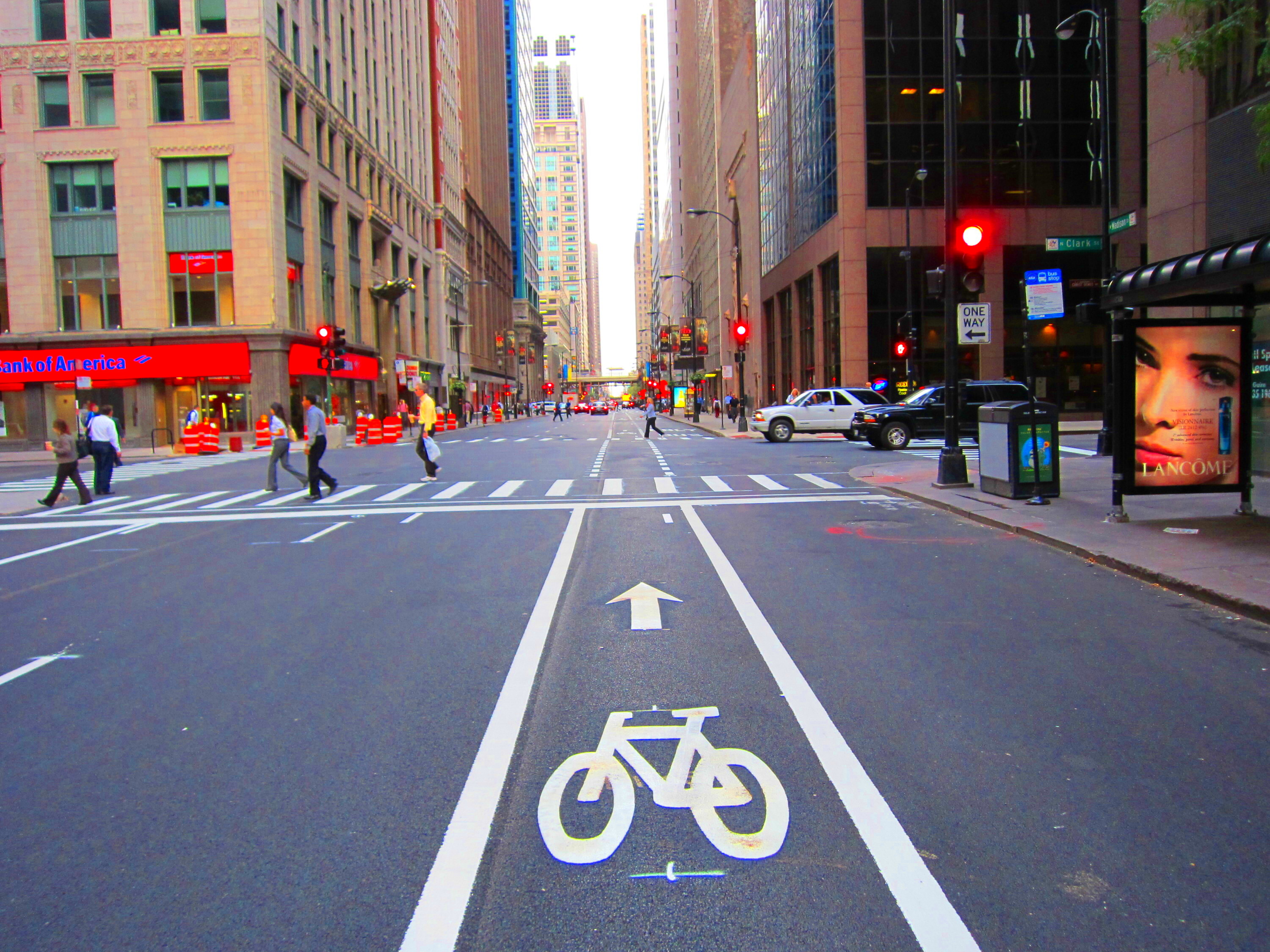 Things to know about riding in Chicagos bike lanes