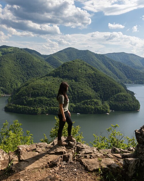 Stunning Mountain Lake View in Tarnita, Transylvania, Romania – Free Download