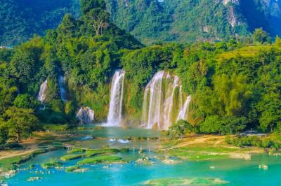 Clean Ban Waterscape in Vietnam – Free Stock Photo Download