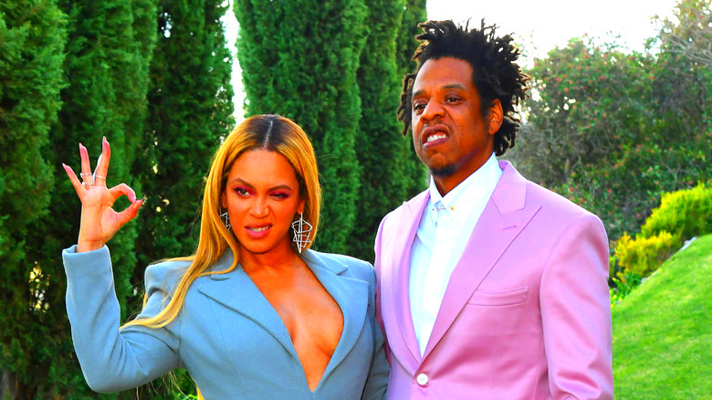 9 Red Flags In Beyonce And JayZs Marriage